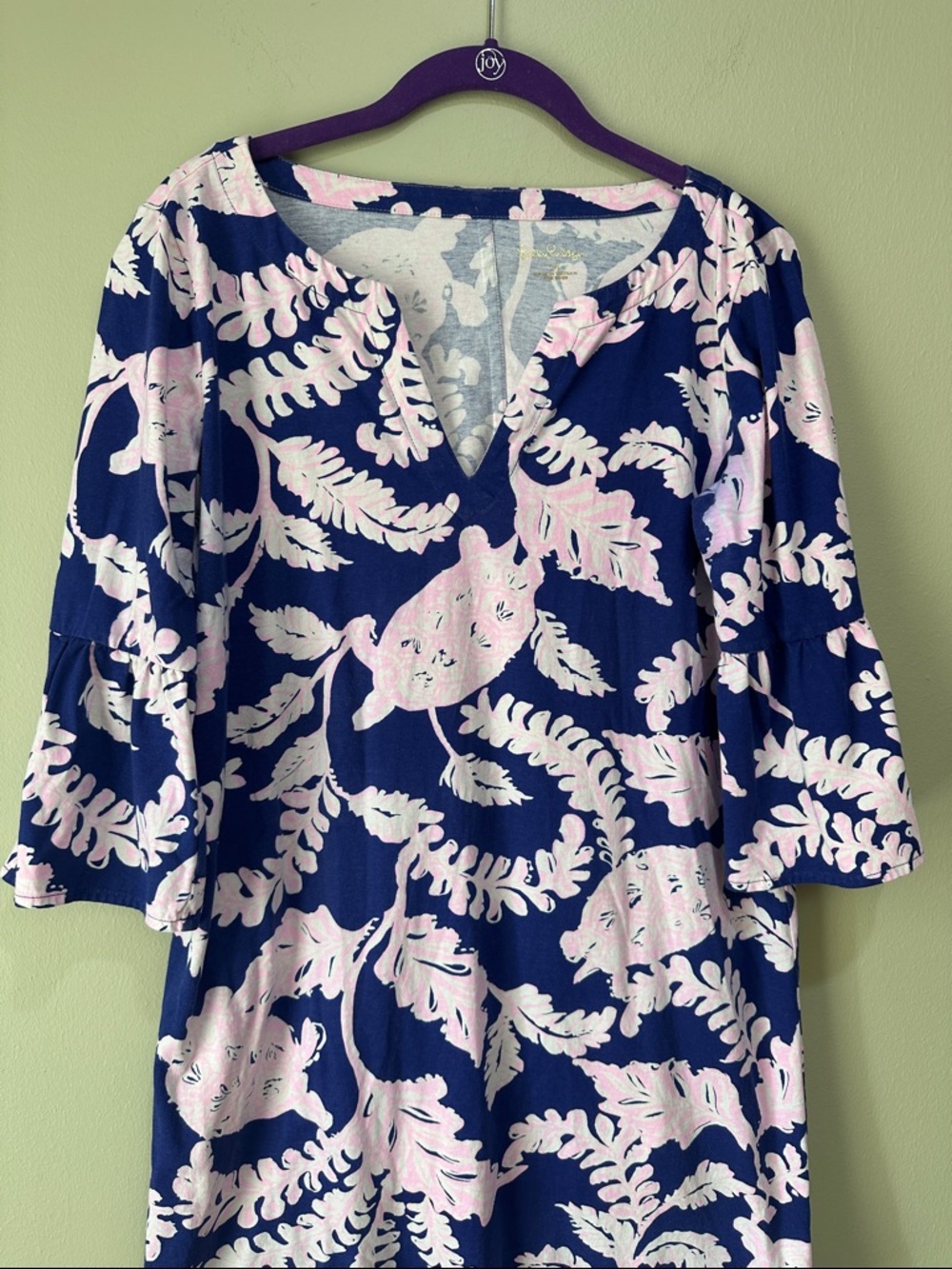 🌸Lilly Pulitzer Navy and Light Pink Floral V-Neck Dress - Picture 2 of 7
